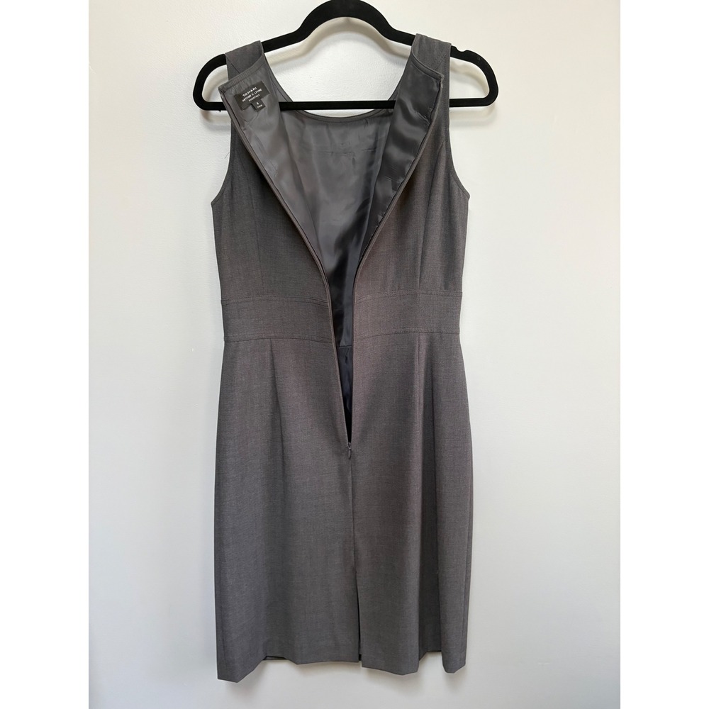 Tahari Arthur S. Levine Gray Sleeveless Sheath Dress Professional Workwear 6 - Picture 7 of 7